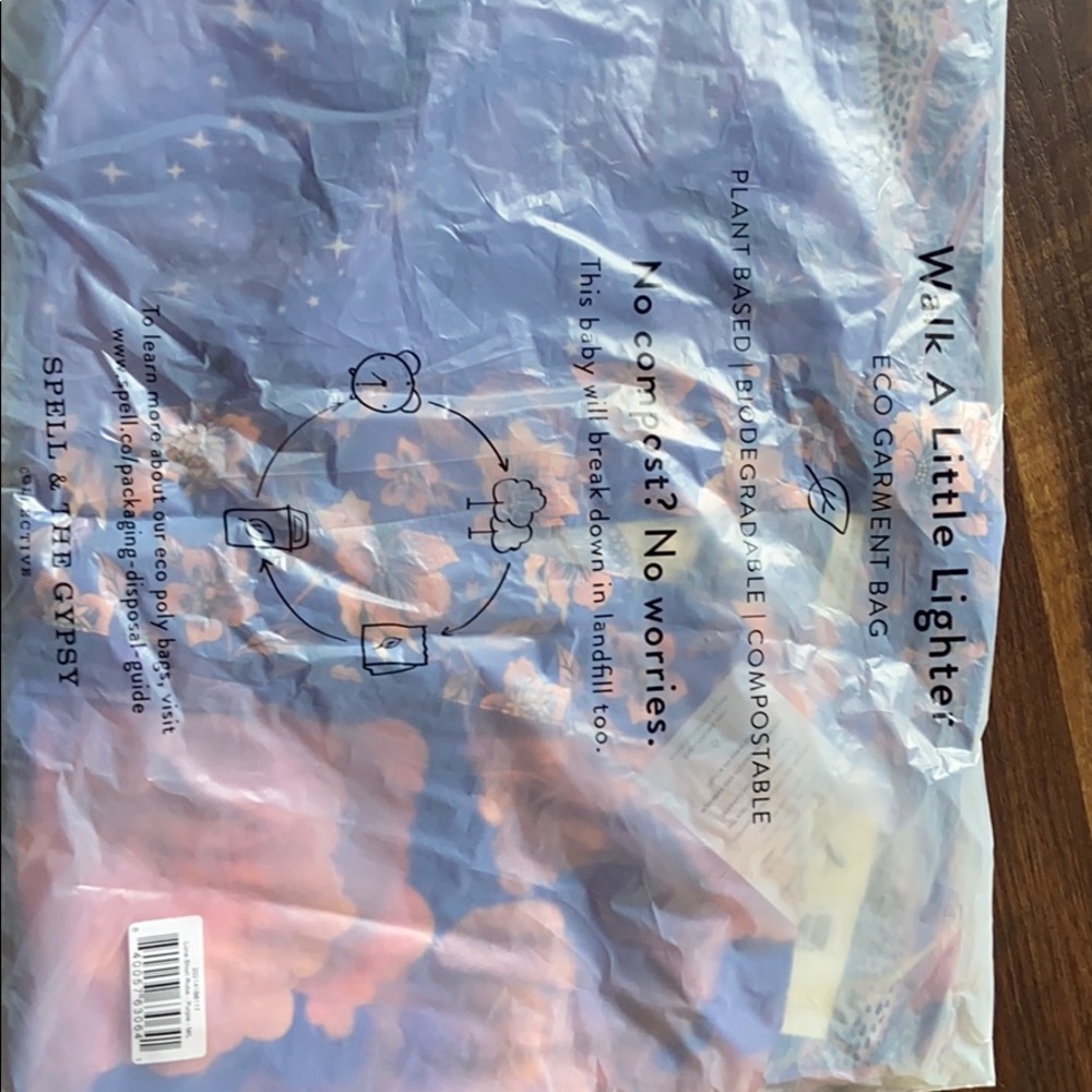 Spell and the Gypsy Luna Short Robe BNWT